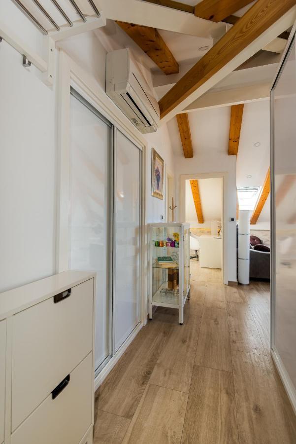 Lighthouse Central Apartments Omiš Екстериор снимка